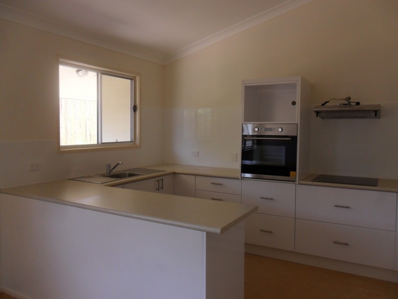 107 Laurel Street, Russell Island QLD 4184