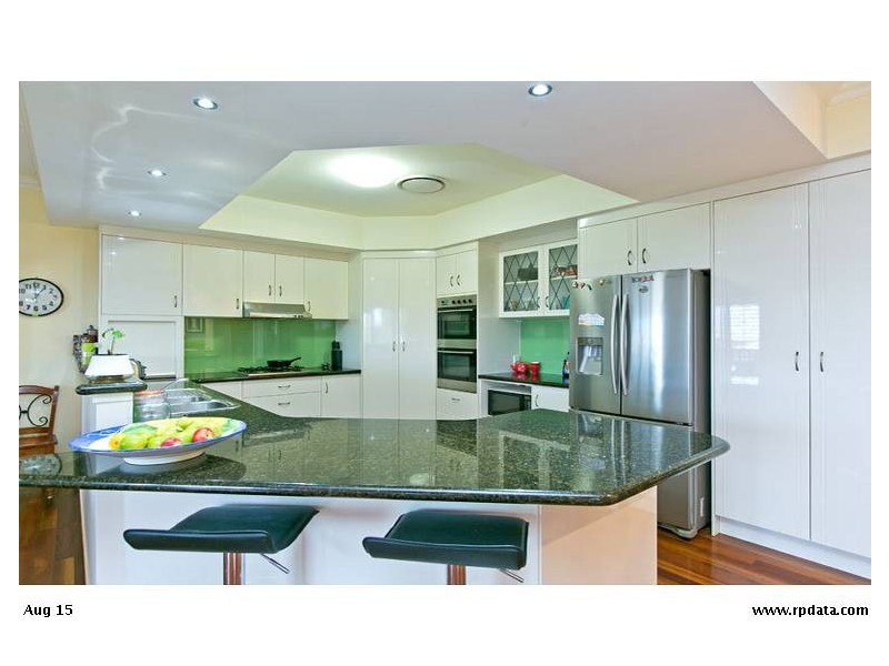 12 Irwin Place, Redland Bay QLD 4165