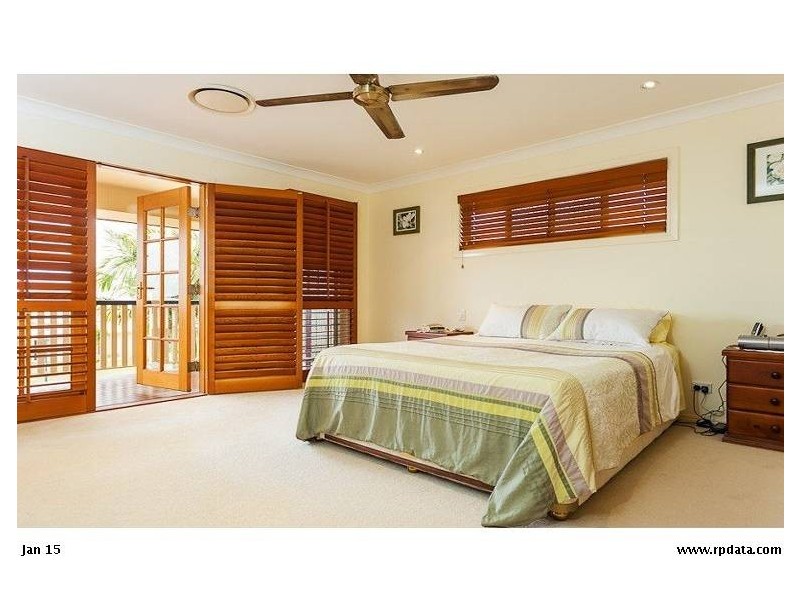 12 Irwin Place, Redland Bay QLD 4165