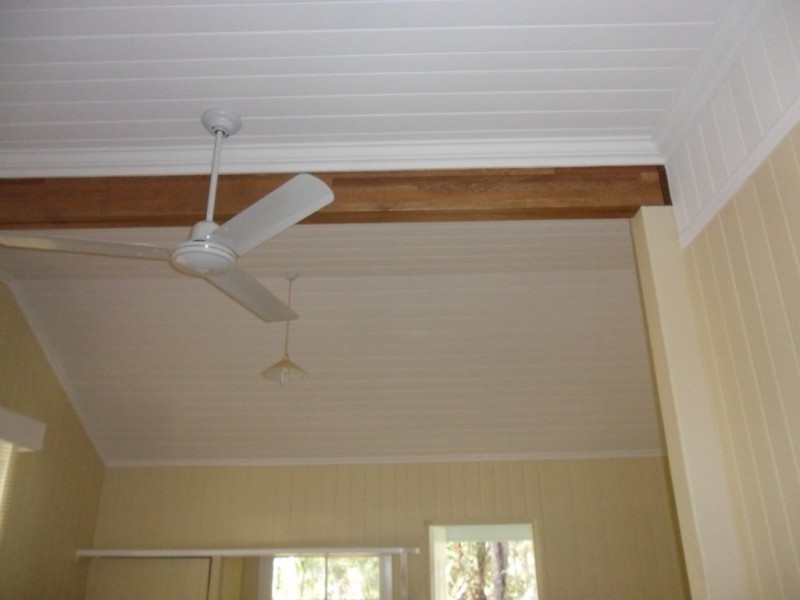 14 President Terrace, Macleay Island QLD 4184