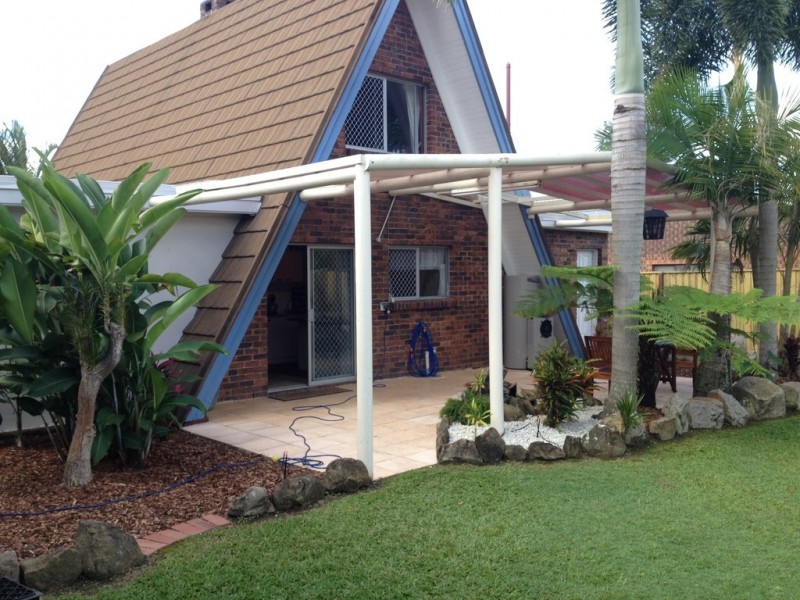 37 TORQUAY ROAD, Redland Bay QLD 4165