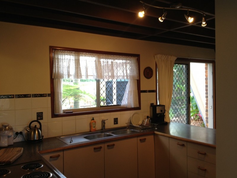 37 TORQUAY ROAD, Redland Bay QLD 4165