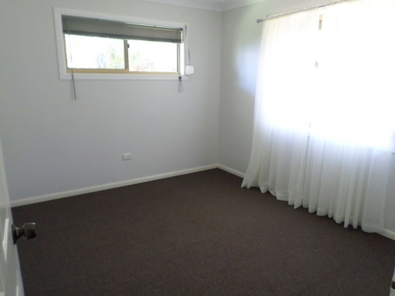 106 WESTERN ROAD, Macleay Island QLD 4184