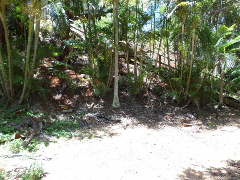106 WESTERN ROAD, Macleay Island QLD 4184