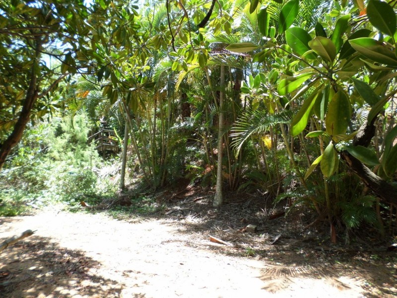 106 WESTERN ROAD, Macleay Island QLD 4184