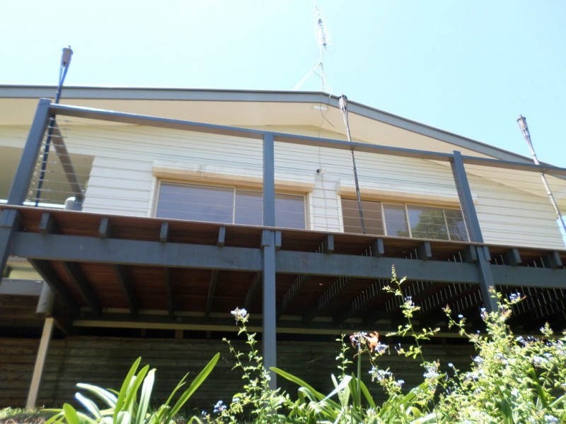 106 WESTERN ROAD, Macleay Island QLD 4184