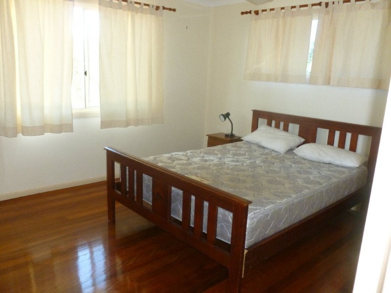 54 Scotts Rd, Macleay Island QLD 4184