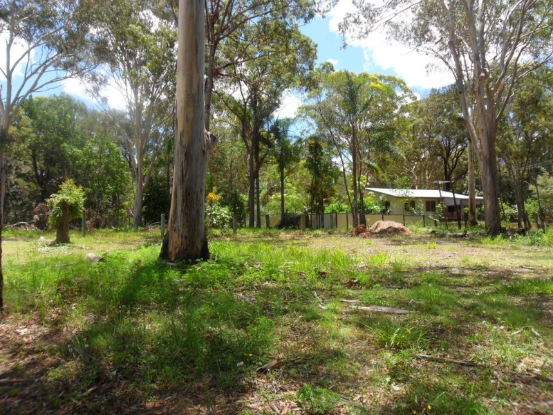 25 Cabriolet Crescent, Macleay Island QLD 4184