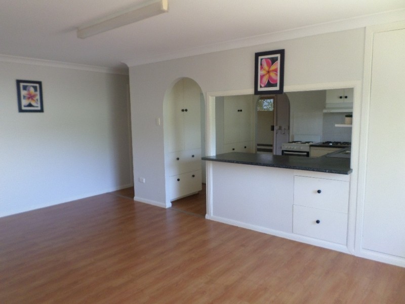106 Western Road, Macleay Island QLD 4184