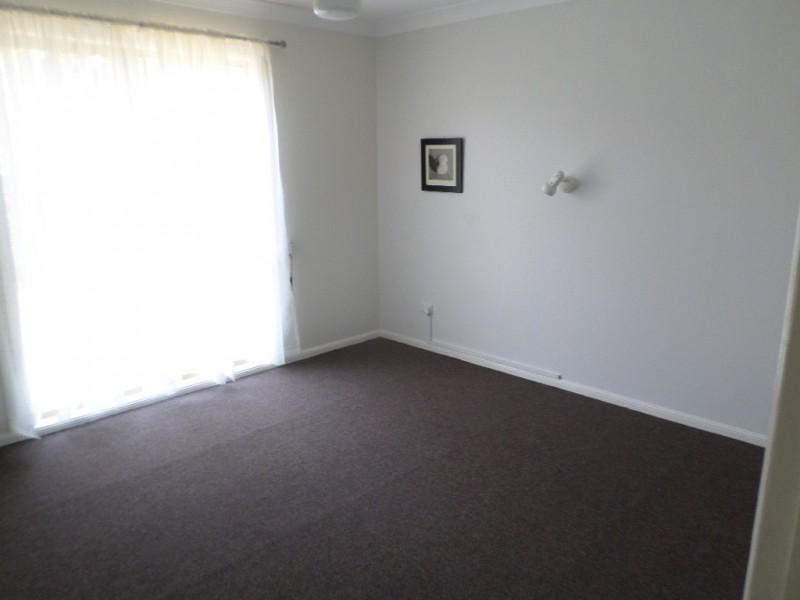 106 Western Road, Macleay Island QLD 4184