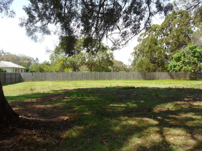 13 Pia Street, Russell Island QLD 4184