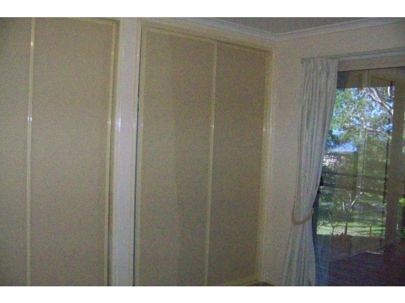 60 PERULPA DR, Lamb Island QLD 4184