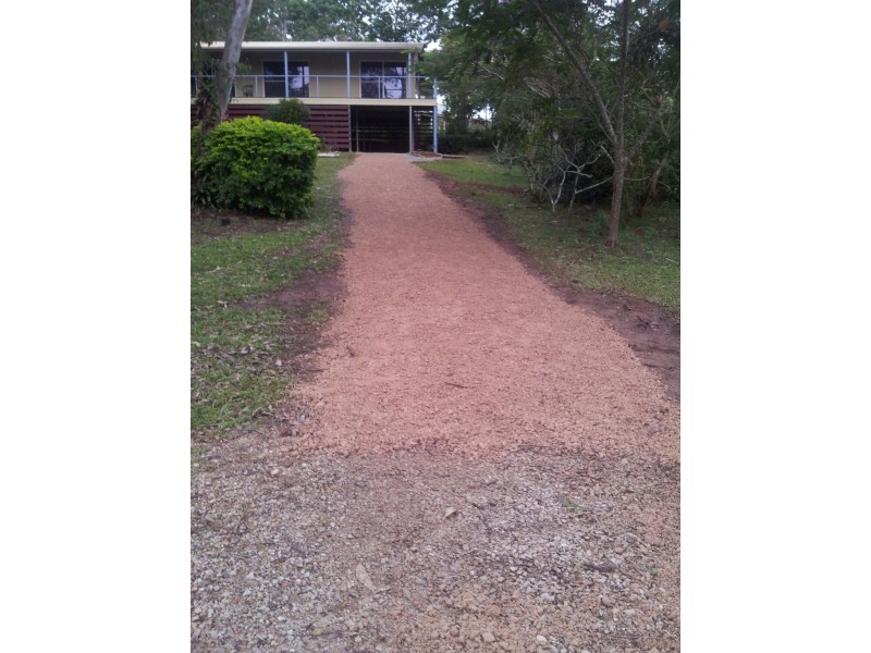 60 PERULPA DR, Lamb Island QLD 4184