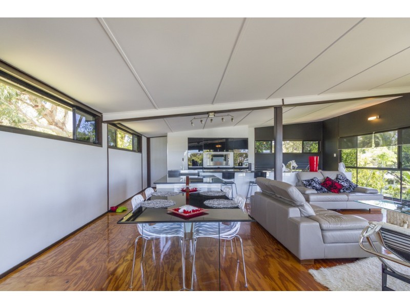 3 Kim Crescent, Macleay Island QLD 4184