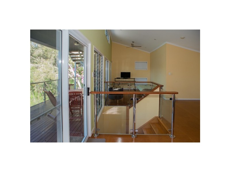 14 Hilda Crescent, Macleay Island QLD 4184