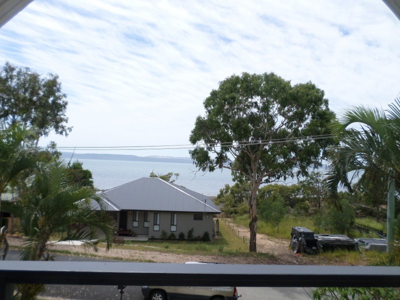 17 KOONWARRA PARADE, Macleay Island QLD 4184