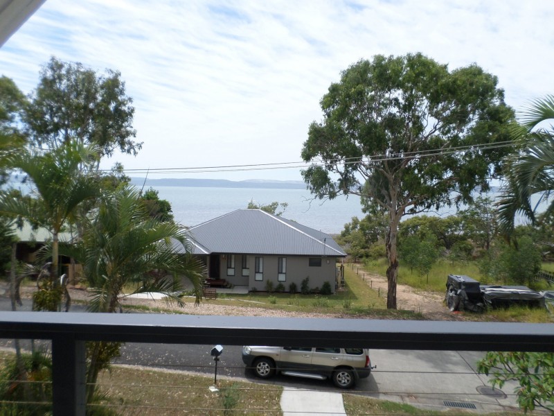 17 KOONWARRA PARADE, Macleay Island QLD 4184