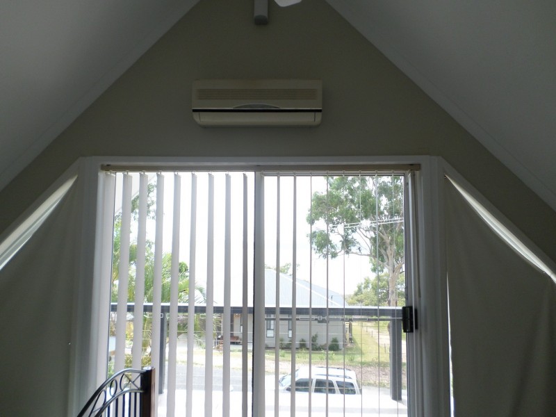 17 KOONWARRA PARADE, Macleay Island QLD 4184