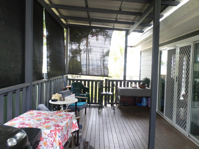 17 KOONWARRA PARADE, Macleay Island QLD 4184