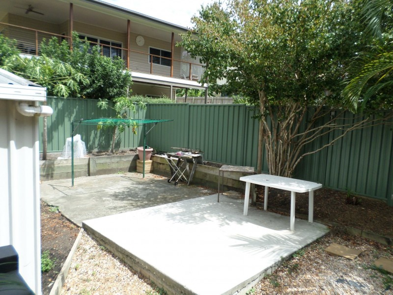 17 KOONWARRA PARADE, Macleay Island QLD 4184