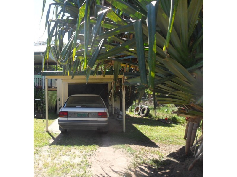 23 Squire Street, Macleay Island QLD 4184
