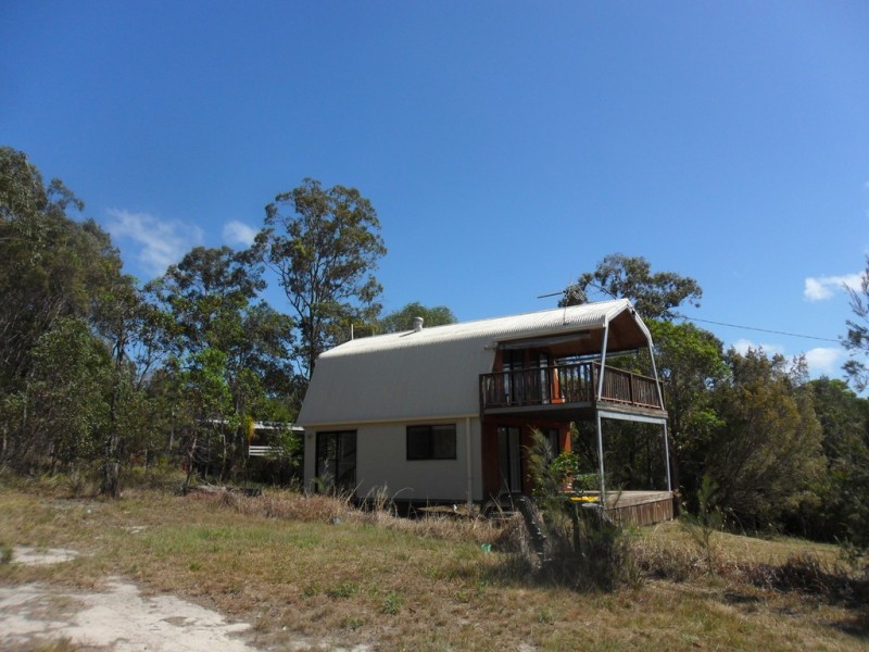 21 Camena Street, Macleay Island QLD 4184