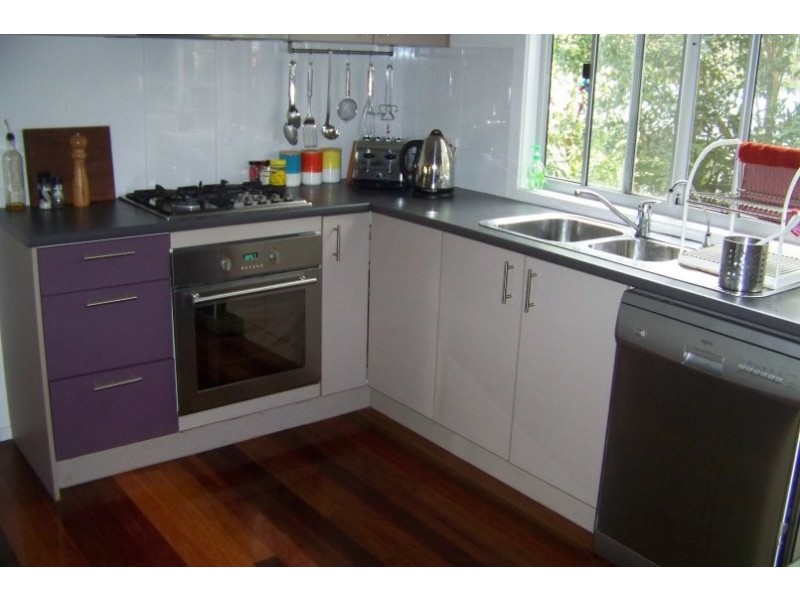 152 Kate St, Macleay Island QLD 4184