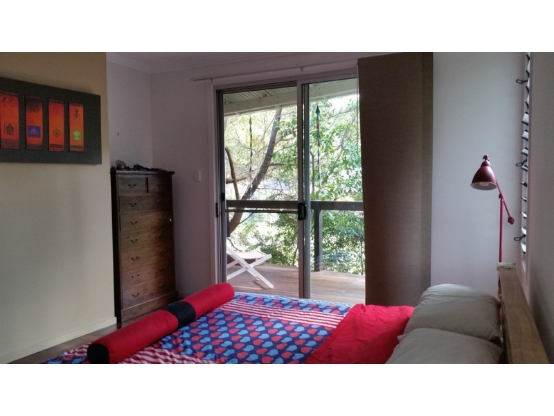 152 Kate St, Macleay Island QLD 4184