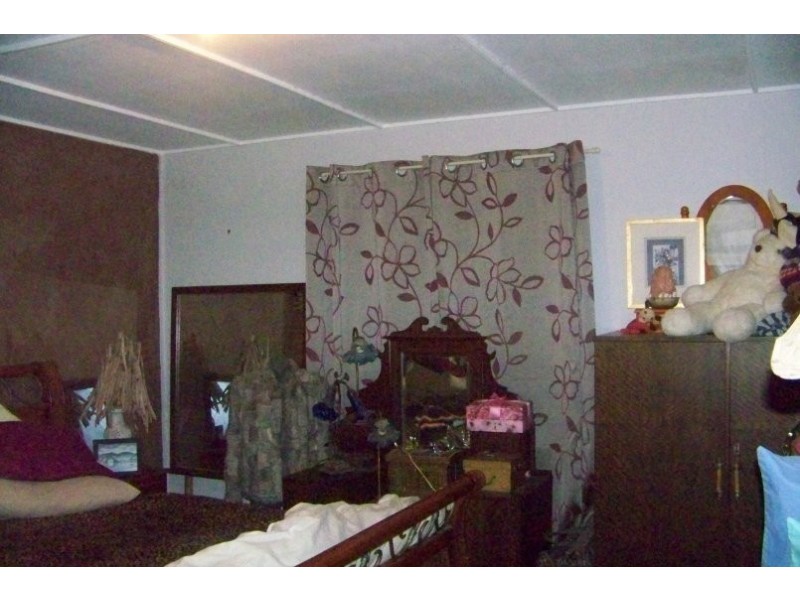 12 LOVELL PDE, Lamb Island QLD 4184