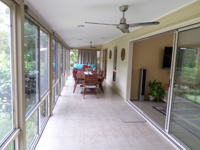 37 KARDINIA STREET, Macleay Island QLD 4184