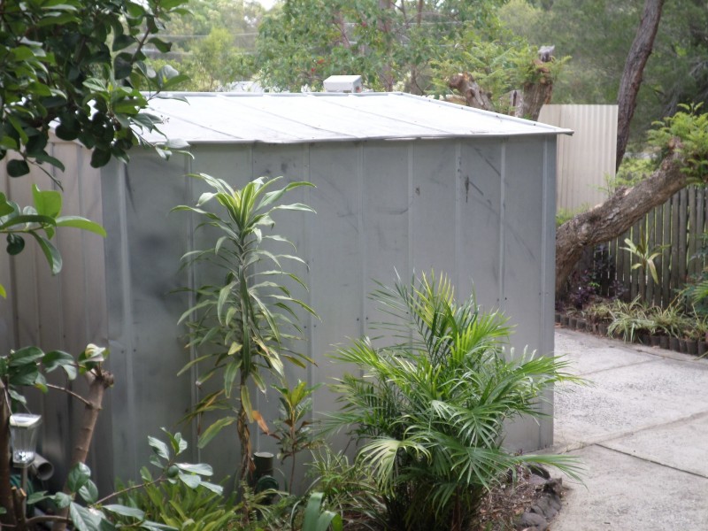 37 KARDINIA STREET, Macleay Island QLD 4184