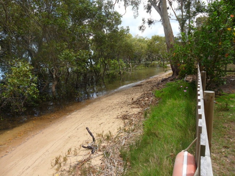 17 Orana Street, Macleay Island QLD 4184