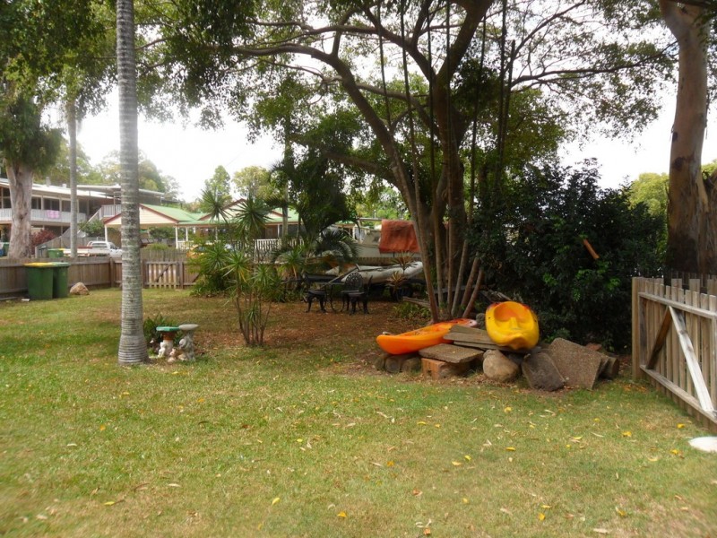 17 Orana Street, Macleay Island QLD 4184