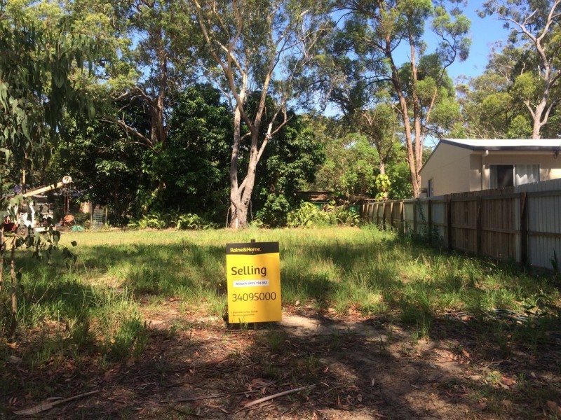 77 Harvey Street, Russell Island QLD 4184