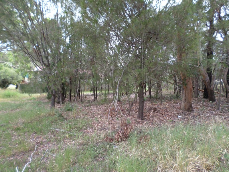 118 HIGH CENTRAL RD, Macleay Island QLD 4184