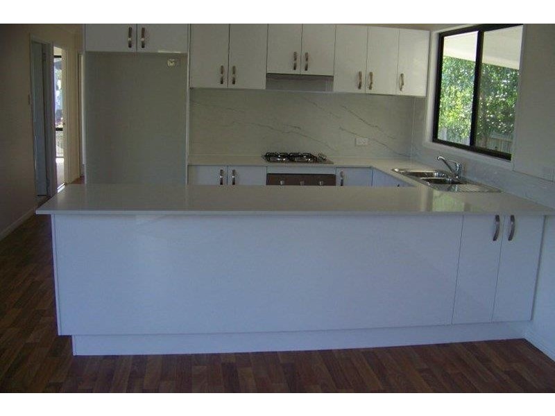 16 ALISTAIR COURT, Macleay Island QLD 4184