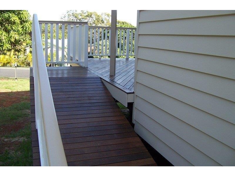 16 ALISTAIR COURT, Macleay Island QLD 4184