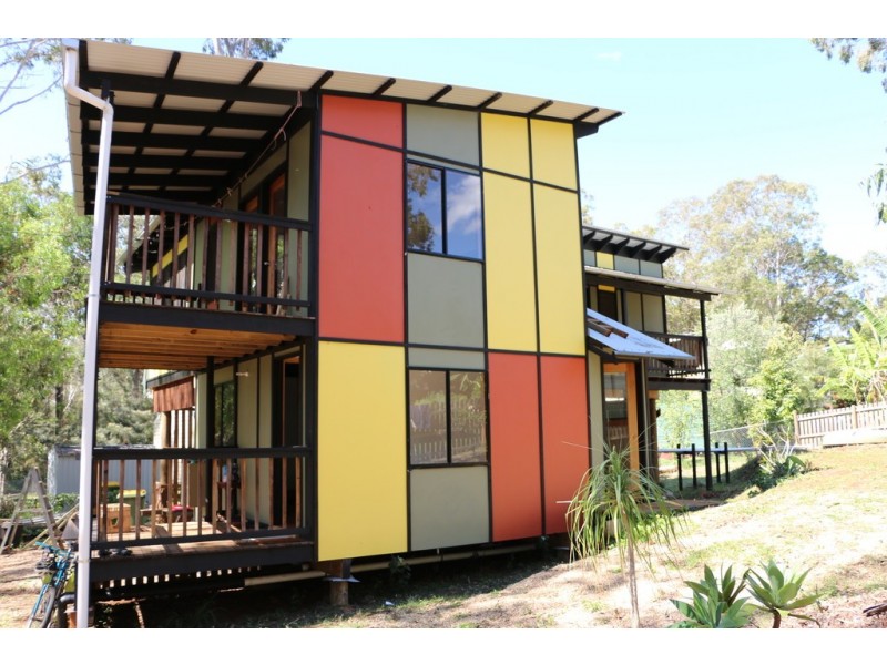 6 EAGLE STREET, Macleay Island QLD 4184