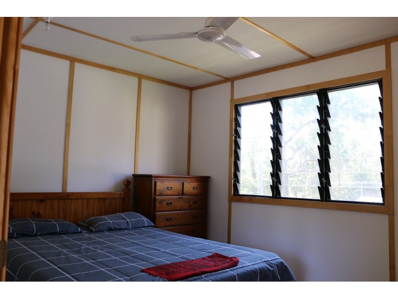 6 EAGLE STREET, Macleay Island QLD 4184