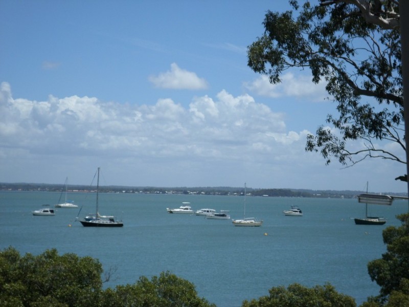 39 COONDOOROOPA  DRIVE, Macleay Island QLD 4184