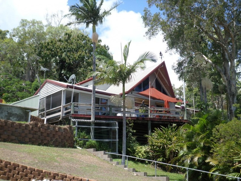 39 COONDOOROOPA  DRIVE, Macleay Island QLD 4184