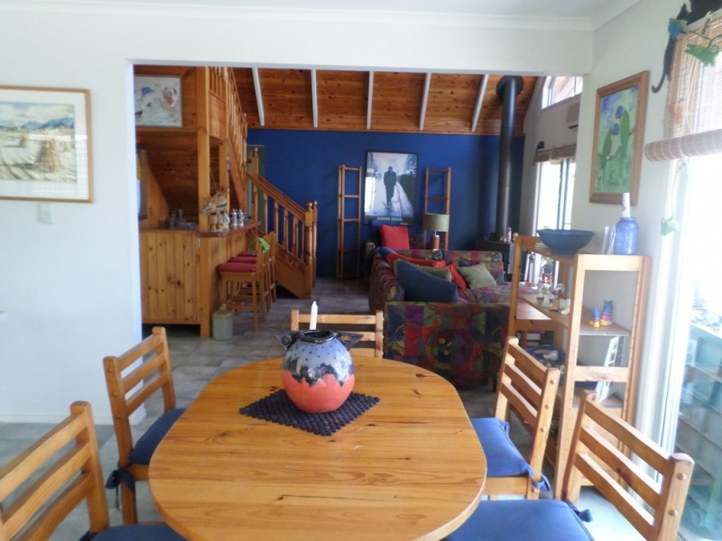 39 COONDOOROOPA  DRIVE, Macleay Island QLD 4184