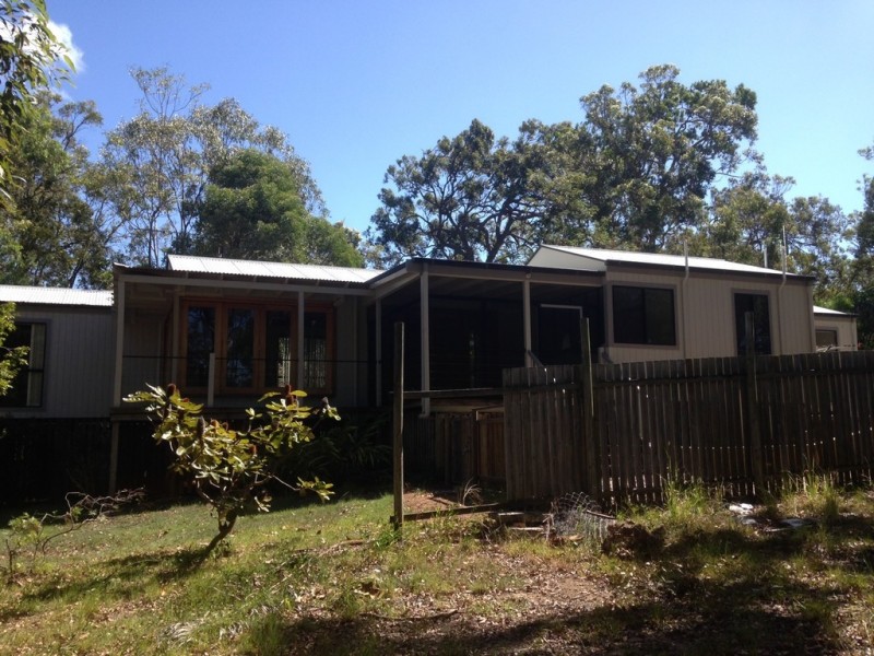 12 RAY ST, Macleay Island QLD 4184