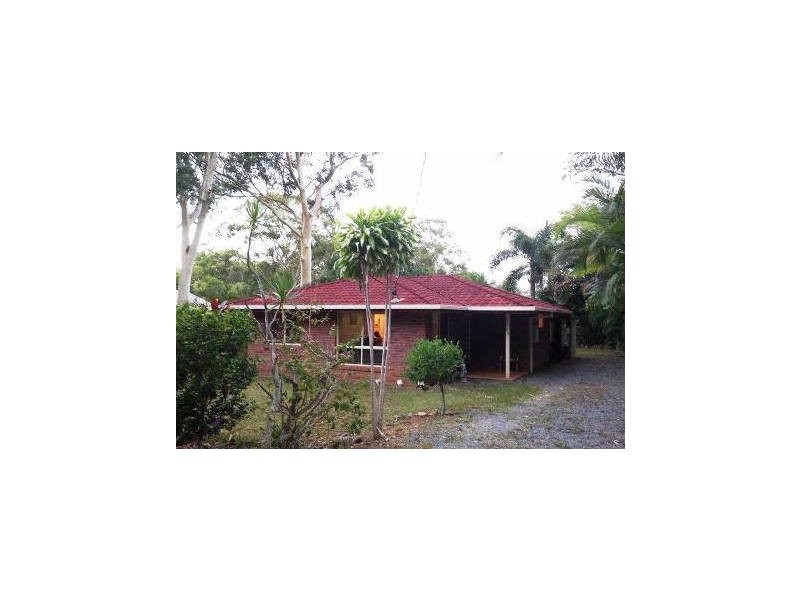 24 Treasure Island Avenue, Karragarra Island QLD 4184