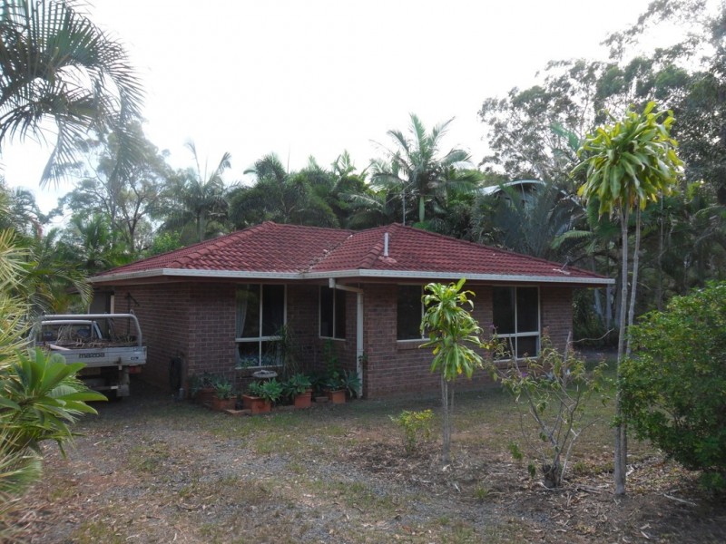 24 Treasure Island Avenue, Karragarra Island QLD 4184