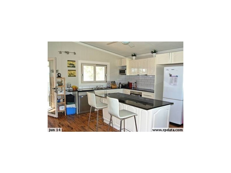 2 PERCIVAL STREET, Macleay Island QLD 4184