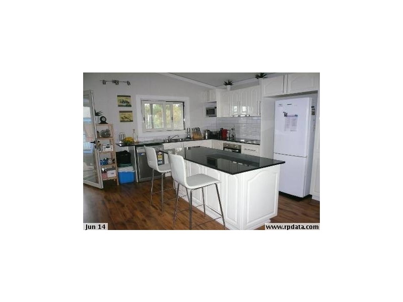 2 PERCIVAL STREET, Macleay Island QLD 4184