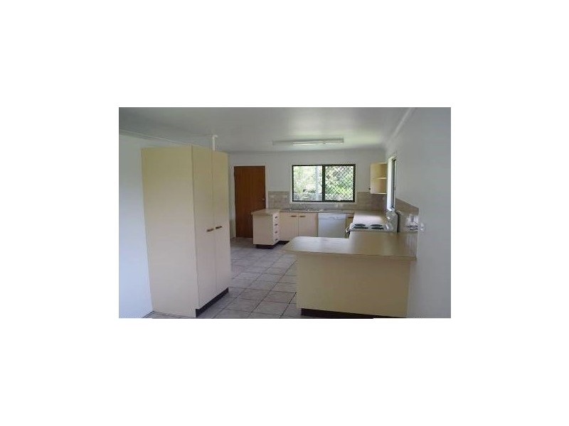 26 Noyes Parade, Karragarra Island QLD 4184