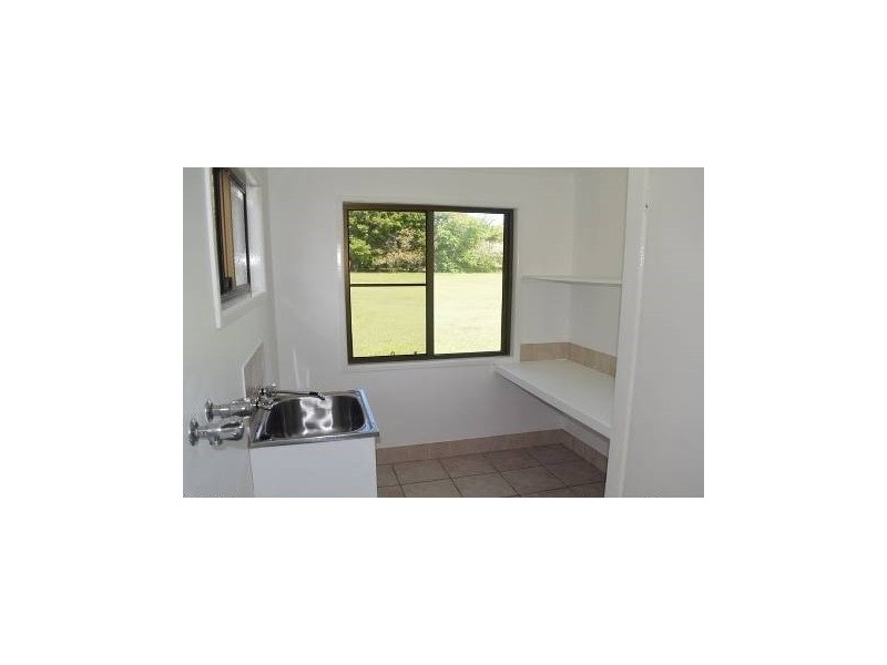 26 Noyes Parade, Karragarra Island QLD 4184