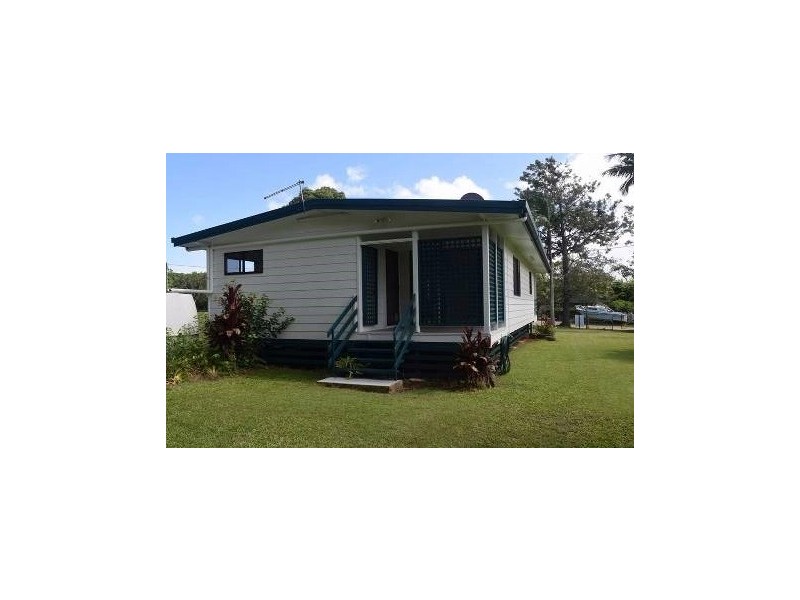 26 Noyes Parade, Karragarra Island QLD 4184